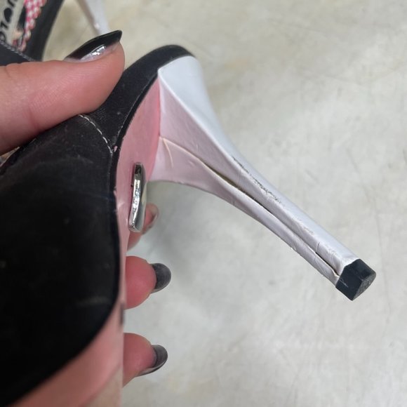 Black Vintage Harajuku Lovers Pumps - Picture 5 of 8